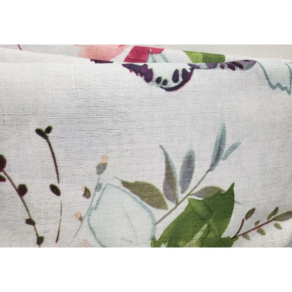 1 Printed Fabric Tablecloth, 60